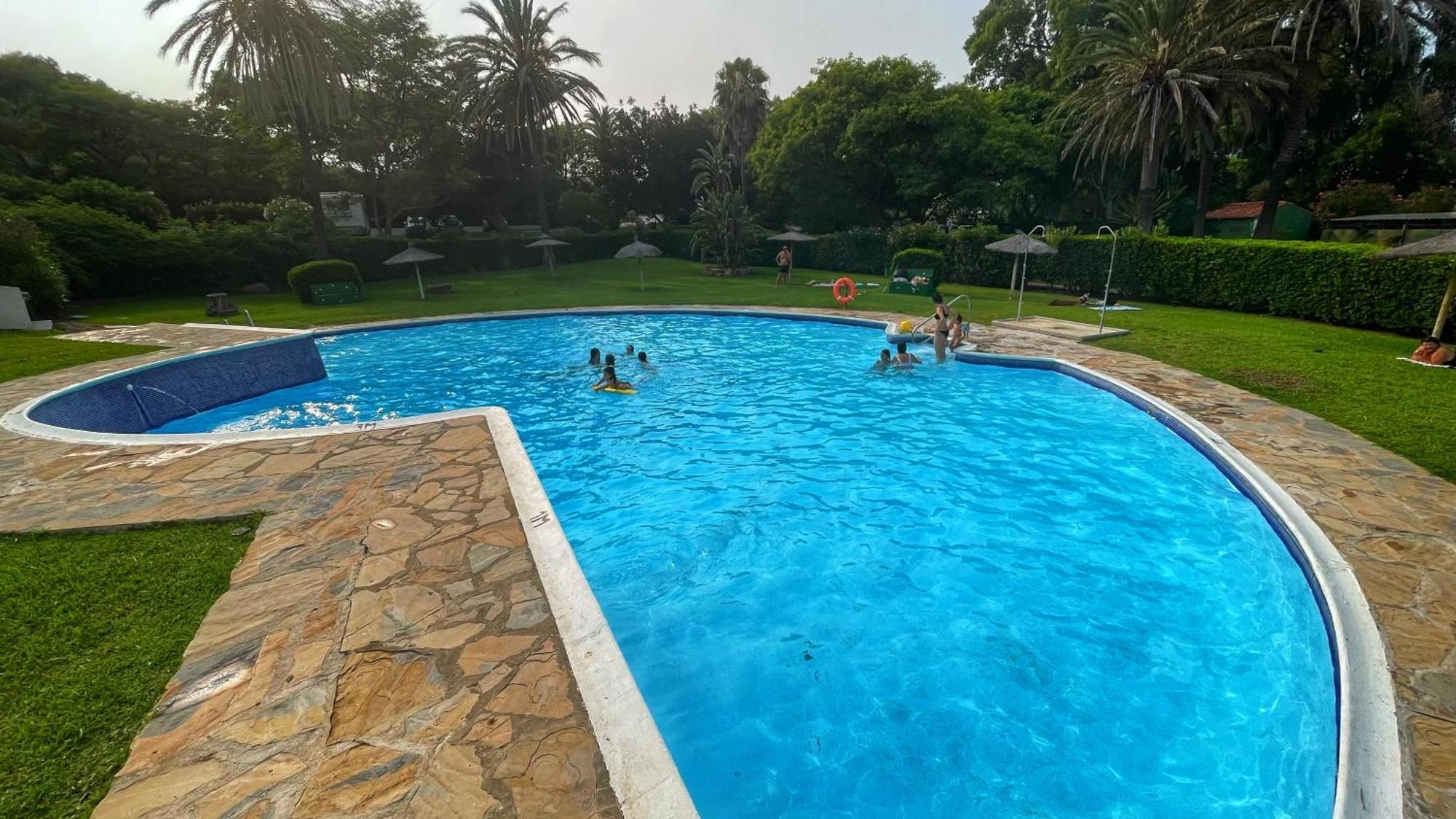 Ferienwohnung Casa Jardin Del Mar Estepona Exterior foto